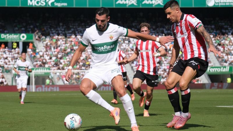 Indignación en el Elche por decisiones arbitrales que marcaron el empate ante Athletic