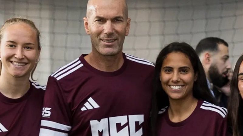 Zidane desata caos y avalanchas en la Multiverse Swiss Expo de Ginebra