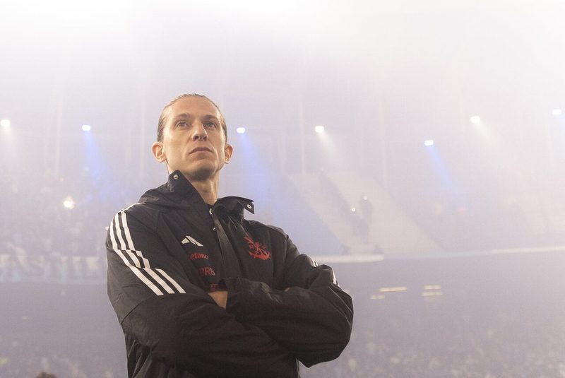 Filipe Luís busca igualar Renato Gaúcho com título da Libertadores pelo Flamengo