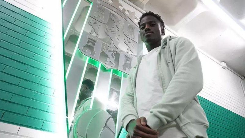 Adilson Mendes avanza en su recuperación y ya entrena en el césped con Córdoba CF