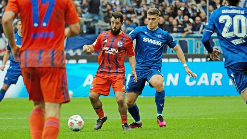 Schalke 04 verliert überraschend gegen Karlsruhe und gefährdet Tabellenführung