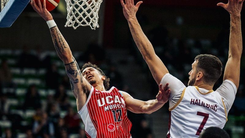 UCAM Murcia sufre para remontar ante KK Bosna en la FIBA Europe Cup