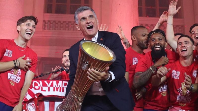 José Luis Mendilibar: De luchar por la permanencia a conquistar Europa con Olympiacos