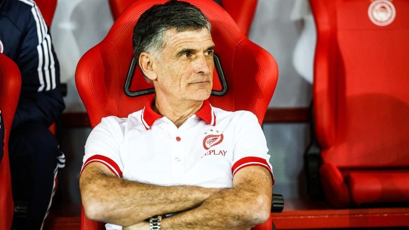 Hansi Flick y Fermín López analizan el duelo del FC Barcelona ante Olympiacos en Champions