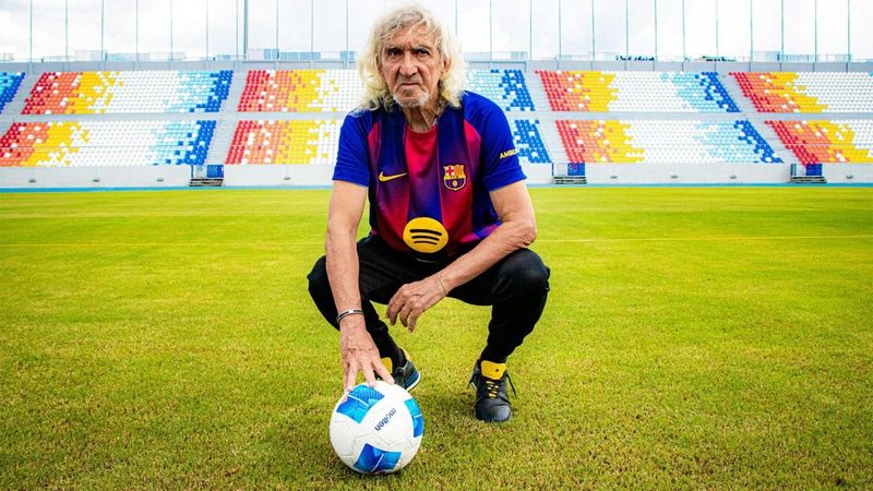 La historia inédita de 'Mágico' González con el Barça y la influencia de Maradona