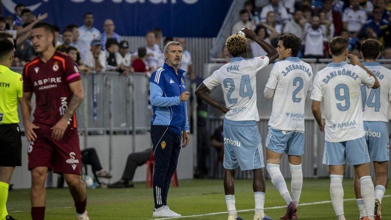 Real Zaragoza mantiene la incertidumbre sobre continuidad de Emilio Larraz tras derrota ante la Cultural