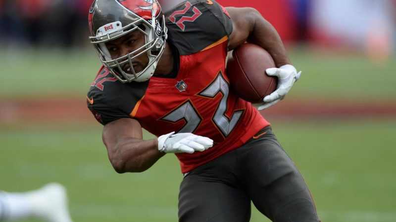 Doug Martin, exestrella de la NFL, muere a los 36 años tras incidente con la policía en Oakland