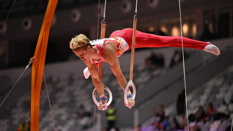 Joel Plata finaliza 15º en el Mundial de Gimnasia artística con Daiki Hashimoto campeón