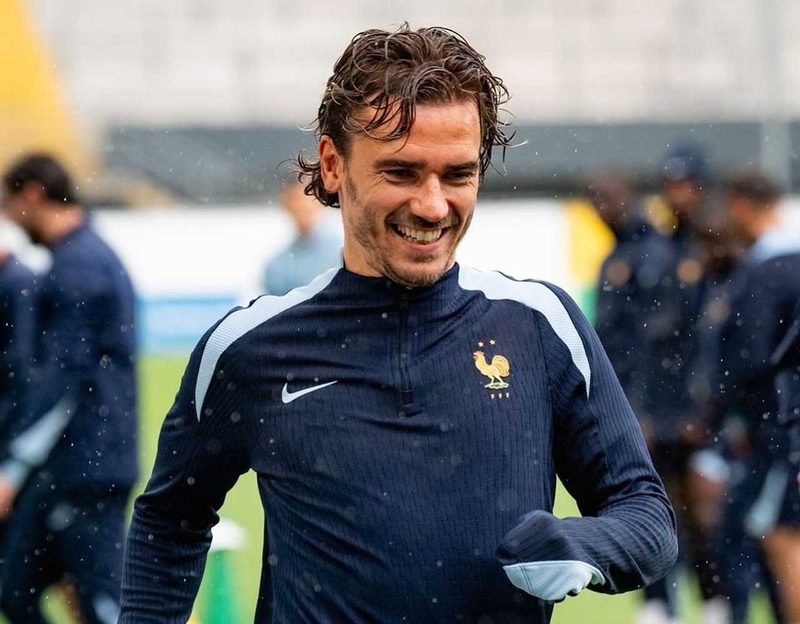 Mentor de Griezmann em julgamento por abuso sexual de menores pode pegar pena de até 10 anos