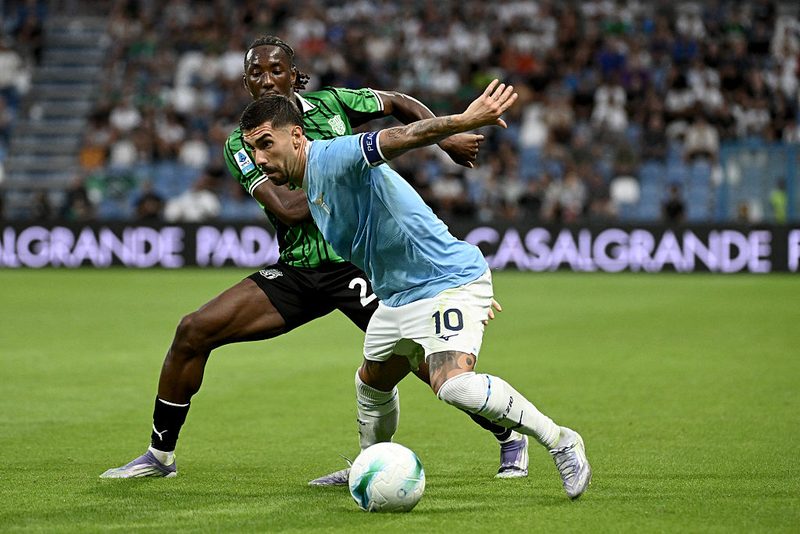 Lazio e Cagliari si sfidano all'Olimpico in cerca di punti decisivi