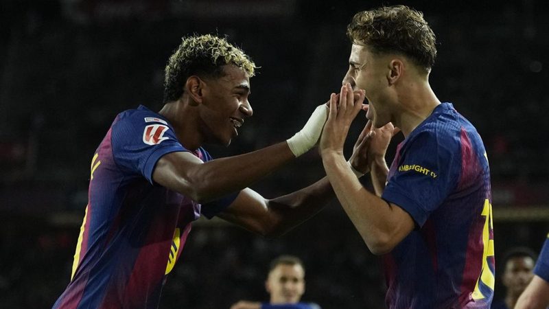 Il Barça si rialza: 3-1 all'Elche con Yamal, Torres e Rashford in rete
