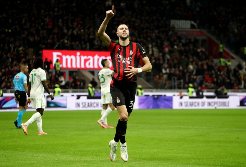 Pavlovic esulta: "Vittoria e paternità, il gol è frutto del lavoro di squadra"