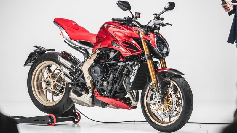 La nuova MV Agusta Brutale Serie Oro svela il futuro delle naked a Eicma 2025