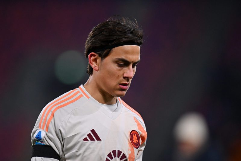 Dybala si ferma ancora: 19 infortuni in tre anni, il rinnovo è un rebus