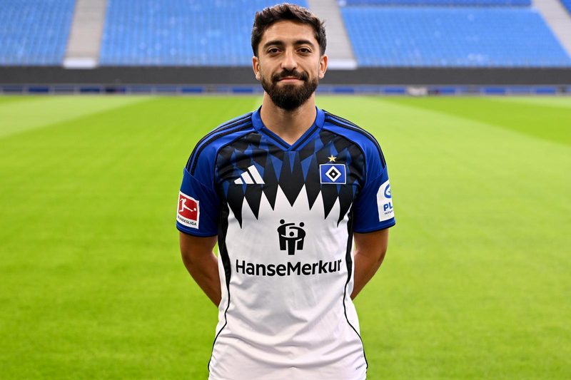 Immanuel Pherai entra nella storia con un'espulsione record in Bundesliga