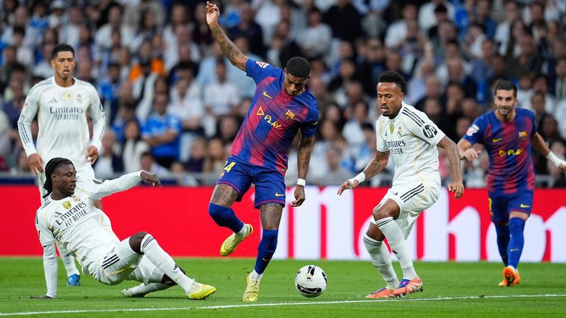 FC Bayern könnte FC Barcelona bei Rashford Übernahme in die Quere kommen