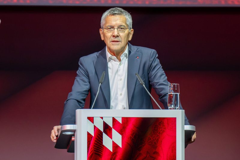 Herbert Hainer lobt den FC Bayern und dessen beeindruckende Mitgliederzahlen
