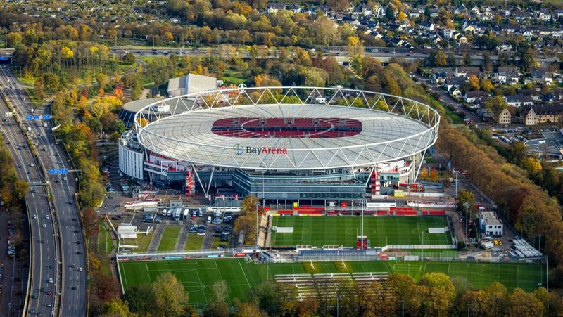 Bayer Leverkusen setzt auf neues Leistungszentrum in Monheim trotz Widerstand
