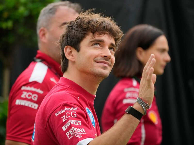 Verlobung von Charles Leclerc: Dackel Leo spielt entscheidende Rolle