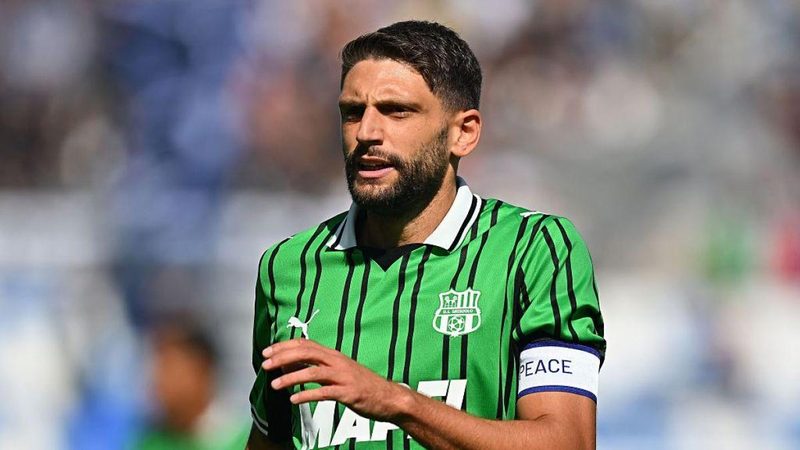 Sassuolo e Genoa pronte a sfidarsi: le formazioni ufficiali in campo