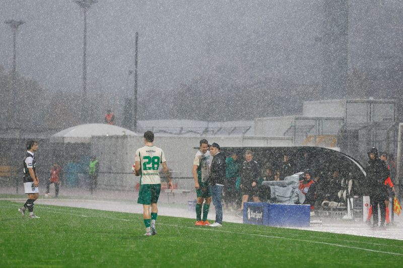 Unwetter zwingt Schiedsrichter zum Abbruch: Lugano führt 1:0 gegen St. Gallen