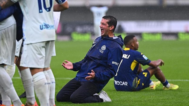 Cristian Chivu esplode di gioia: la vittoria dell'Inter al Bentegodi