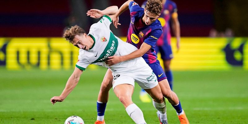 Elche CF unterliegt trotz starkem Saisonstart gegen Barcelona mit 1:3