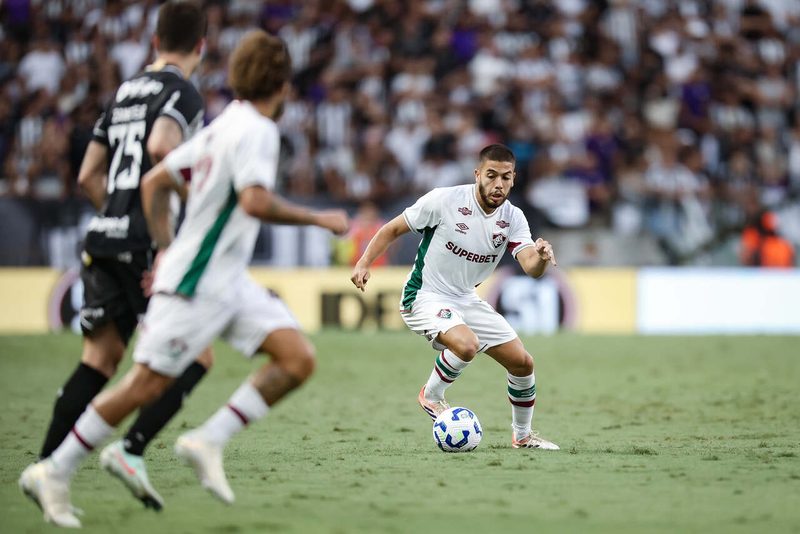 Fluminense sofre derrota no Ceará e Nonato pede desculpas aos torcedores