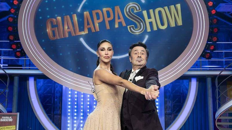 Belén Rodríguez protagonista del GialappaShow: risate e sorprese stasera su TV8