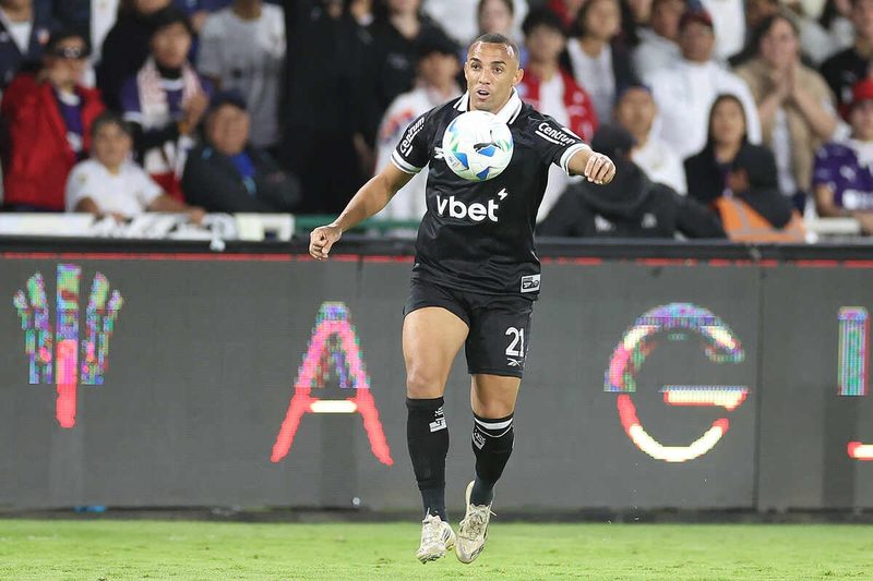 Botafogo avança nas negociações para renovar contrato com Marçal até 2026