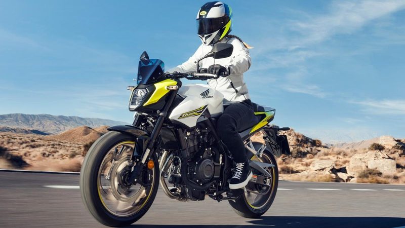 Honda rinnova la gamma 500: E-clutch per Hornet, NX500 e CBR500R