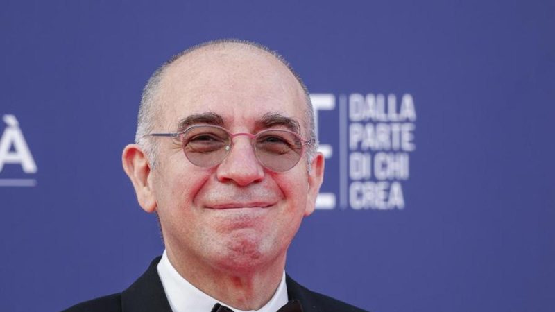 Giuseppe Tornatore si fa tedoforo: la rivincita dei pigri ai Giochi Olimpici