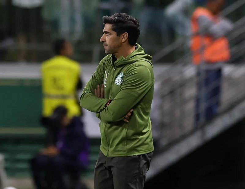 Renovação de Abel Ferreira com Palmeiras está prestes a ser oficializada antes da final