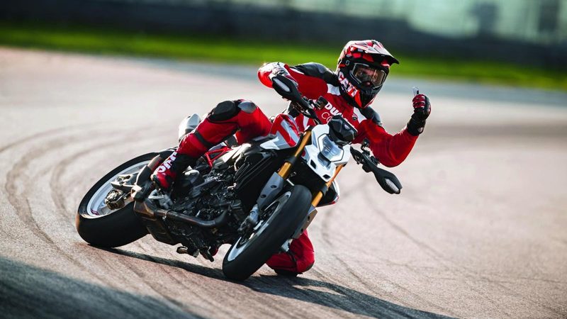 La nuova Hypermotard V2 SP di Ducati: adrenalina pura e innovazione all'avanguardia
