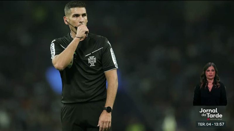 Fábio Veríssimo denuncia pressão do FC Porto durante intervalo do jogo contra o Braga