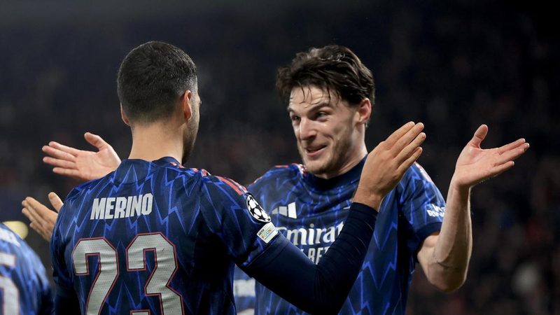 L'Arsenal travolge lo Slavia Praga e conquista il decimo successo consecutivo