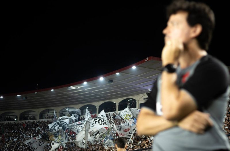 Dúvida no ataque do Vasco para o clássico contra o Botafogo nesta quarta-feira