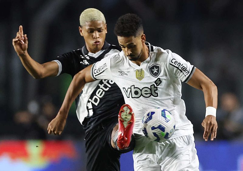 Barros se recupera e é confirmado no clássico entre Vasco e Botafogo