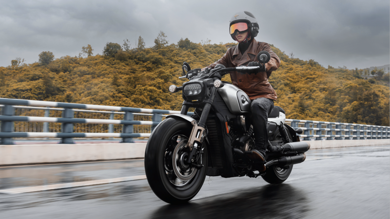 QJ Motor svela a Eicma le novità: sportività e innovazione 4.0