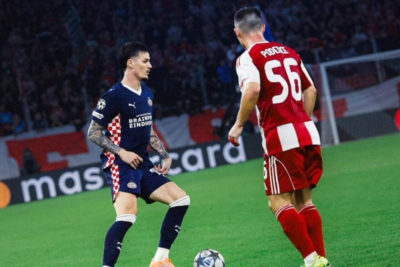 Empate dramático: Olympiacos cede empate ao PSV nos acréscimos da Champions