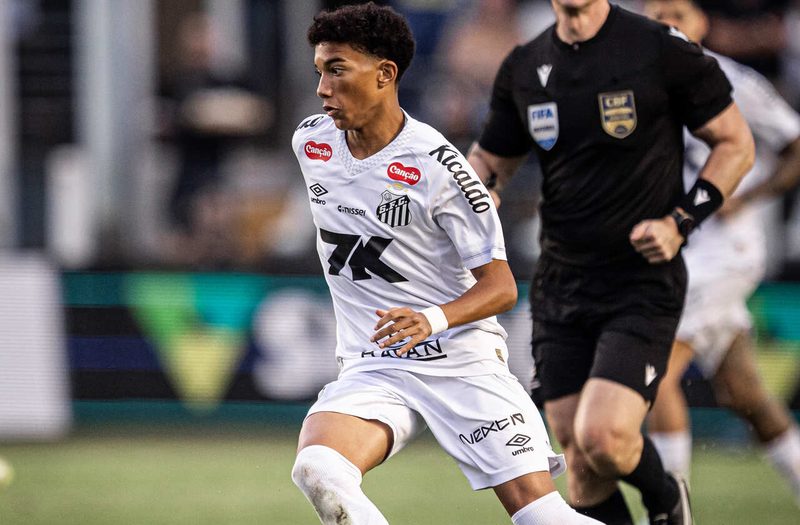 Robinho Jr. brilha no empate do Santos, mas Vojvoda pede cautela com o jovem talento
