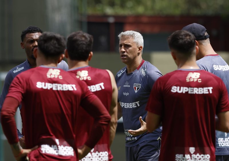 São Paulo aposta em reservas nas laterais em busca de reação contra o Grêmio