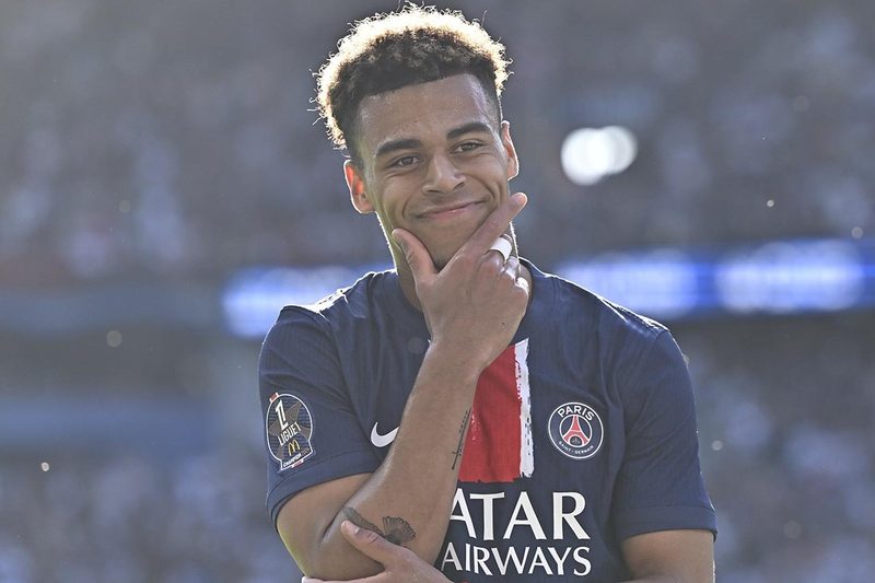 Désiré Doué brilha e conquista o Golden Boy 2025 pelo PSG