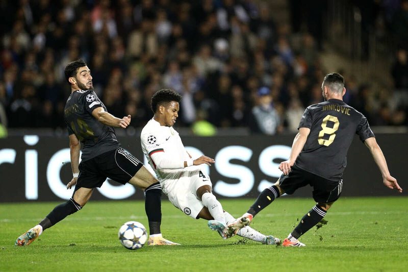 Empate surpreendente: Qarabag segura Chelsea em jogo emocionante na Champions