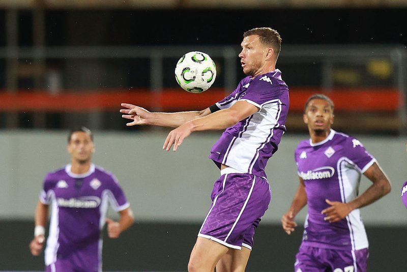 Fiorentina in crisi affronta il Mainz: pronostico e quote della sfida di Conference