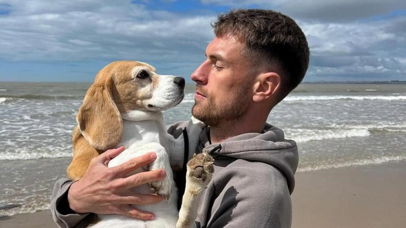 Aaron Ramsey lascia i Pumas dopo la scomparsa della cagnolina Halo