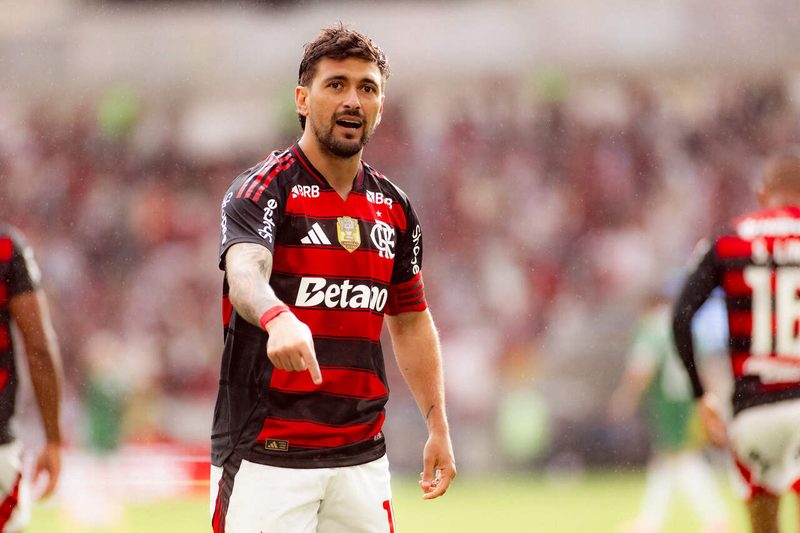 Censo do IBGE revela influência de ídolos do futebol nos nomes brasileiros