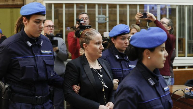 Alessia Pifferi condannata a 24 anni per l'omicidio della figlia di 18 mesi