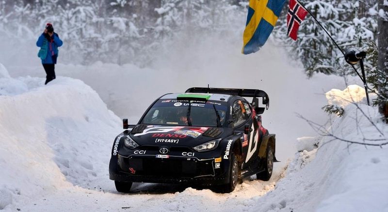 Evans busca título mundial no Rali do Japão com vantagem sobre Ogier e Rovanperä