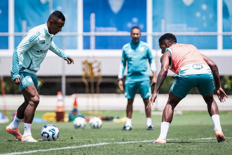 Cruzeiro busca vitória sobre o Grêmio para garantir vaga na Libertadores